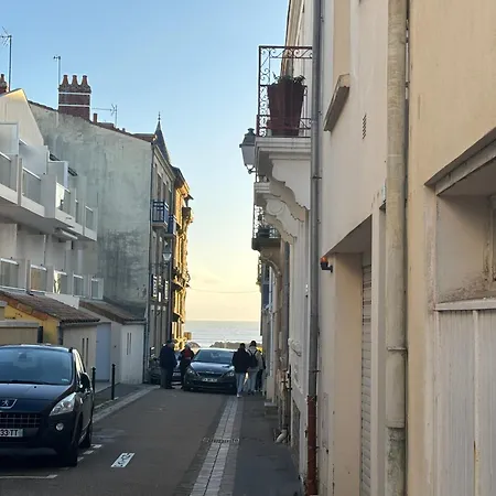 公寓 Pour 4 Personnes Proche Aux Sables-d'olonne - Fr-1-197-614 莱萨布勒-多洛讷